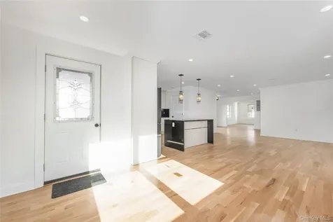 21 Norman Avenue Amityville NY 11701