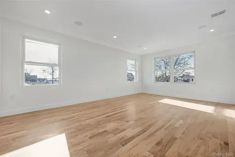 21 Norman Avenue Amityville NY 11701