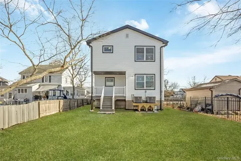 21 Norman Avenue Amityville NY 11701