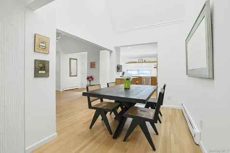 72 Quail Close Irvington NY 10533