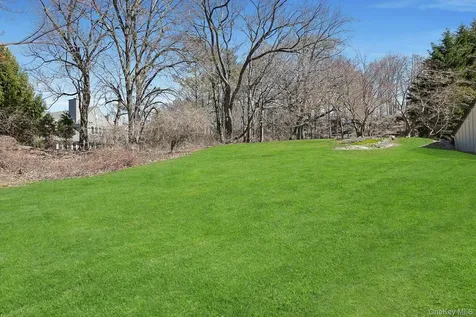 72 Quail Close Irvington NY 10533