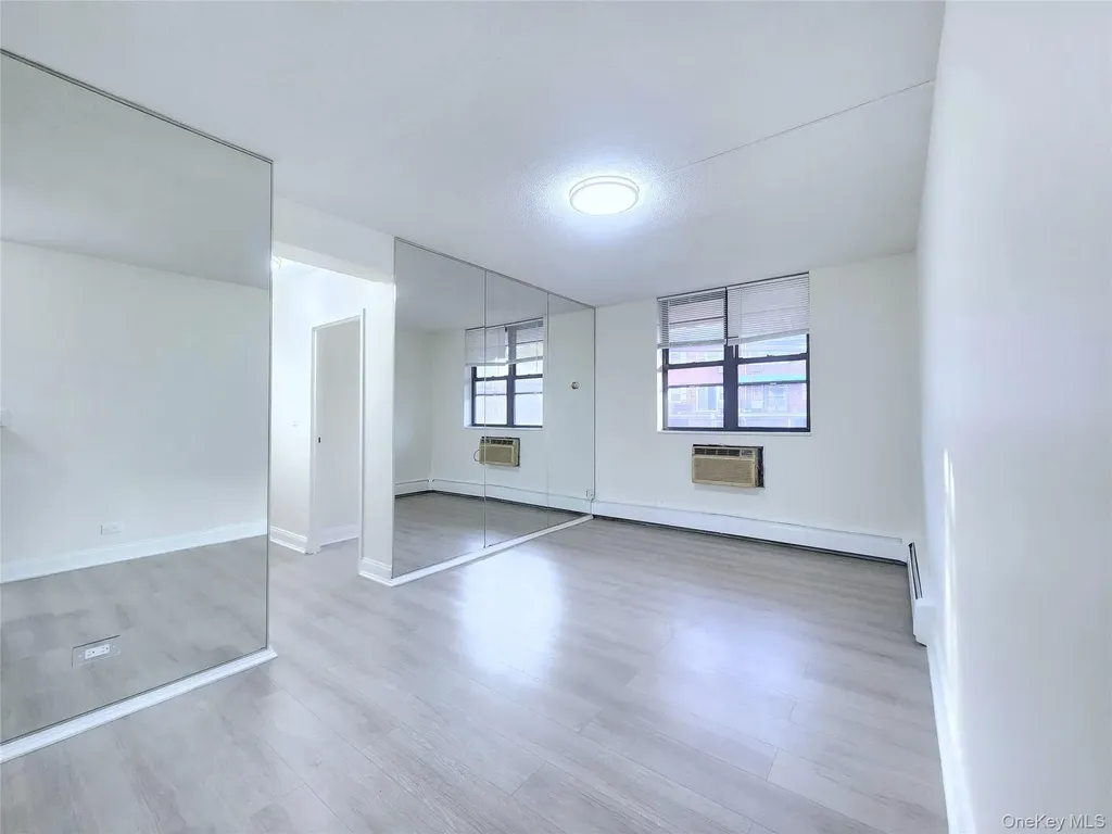 144-63 37 Avenue Flushing NY 11354