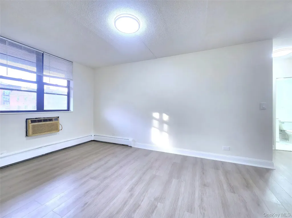 144-63 37 Avenue Flushing NY 11354