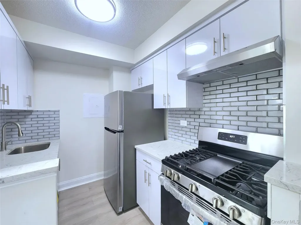 144-63 37 Avenue Flushing NY 11354