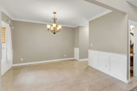 10 Shady View Crossing Manorville NY 11949