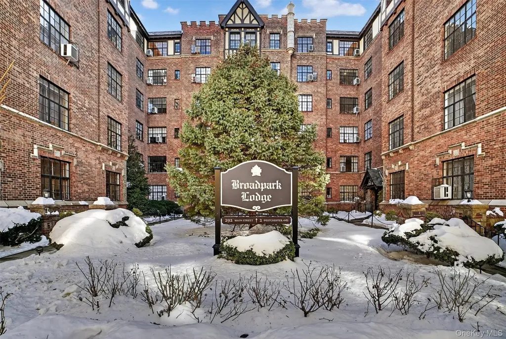 292 Main Street White Plains NY 10601