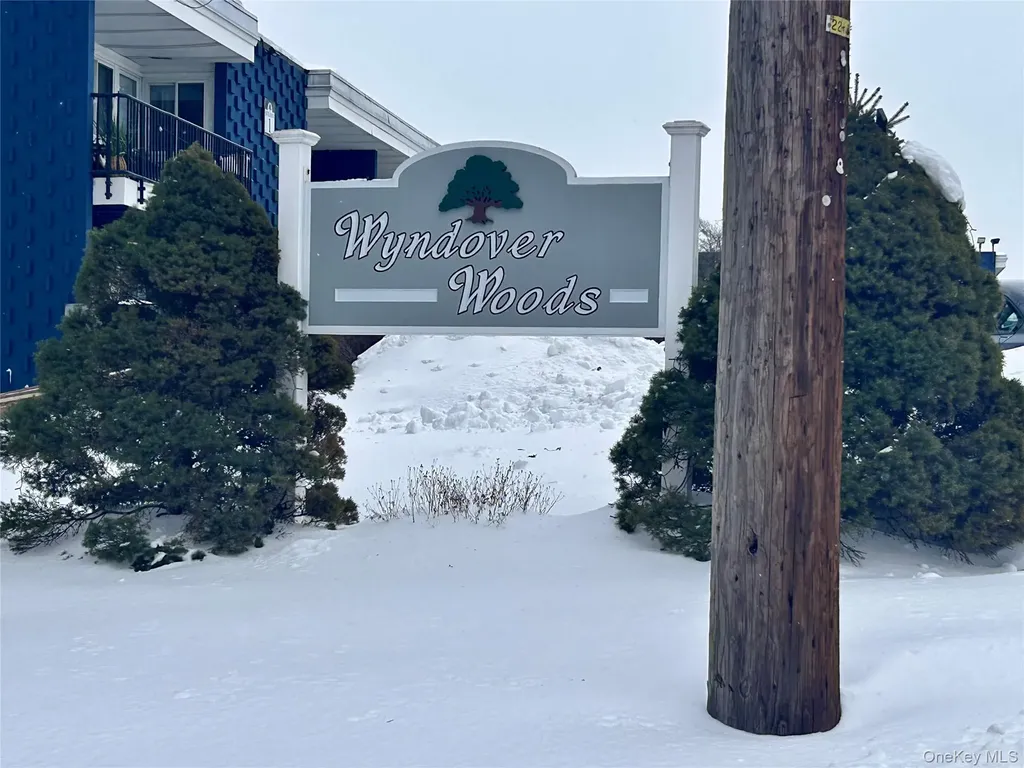 9 Wyndover Woods Lane White Plains NY 10603