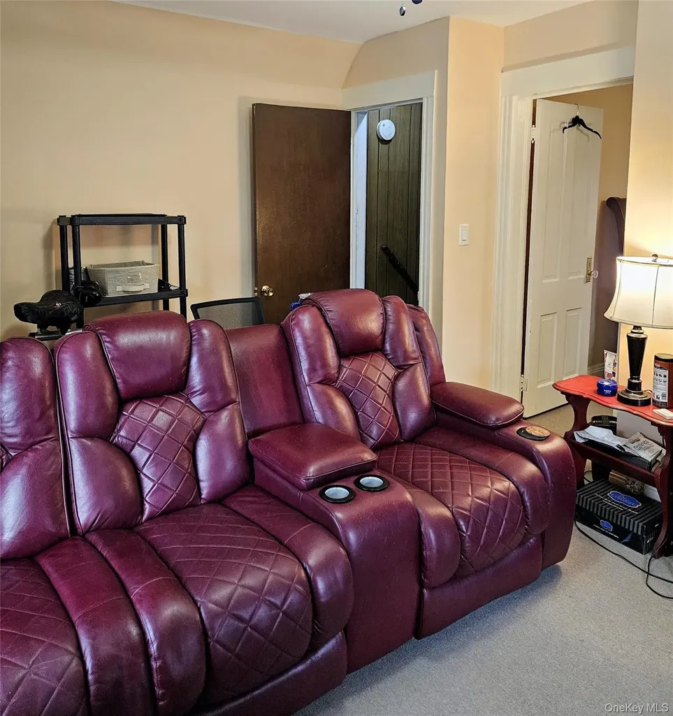 4734 206th Street Bayside NY 11361