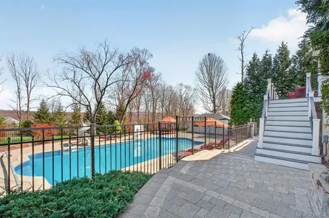 196 Country Club Road Hopewell Junction NY 12533