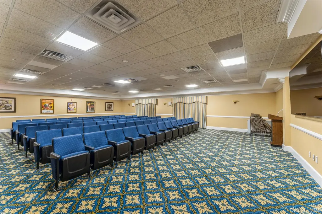 169 Spring Drive East Meadow NY 11554