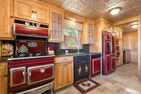 210 Redwood Road Sag Harbor NY 11963