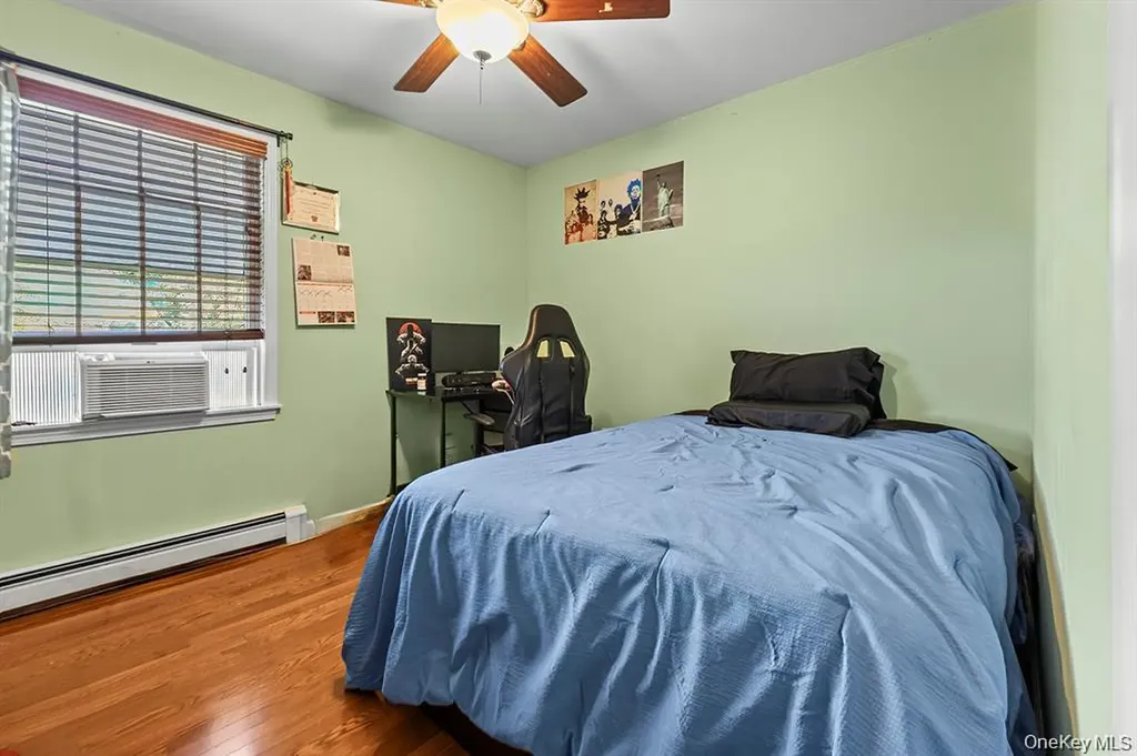 16 Stoneham Place White Plains NY 10607