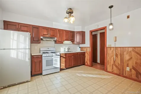 95 King Street Pleasantville NY 10570