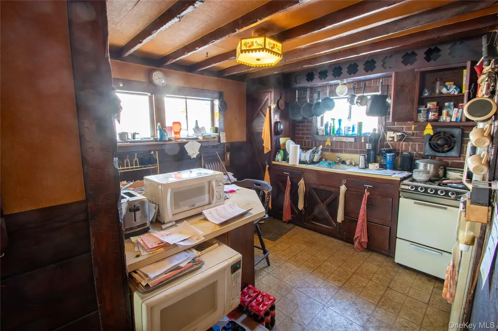 144 Carleton Avenue Islip Terrace NY 11752