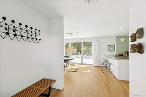 54 Gardiner Drive Amagansett NY 11930