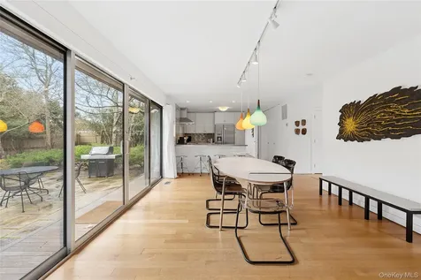 54 Gardiner Drive Amagansett NY 11930