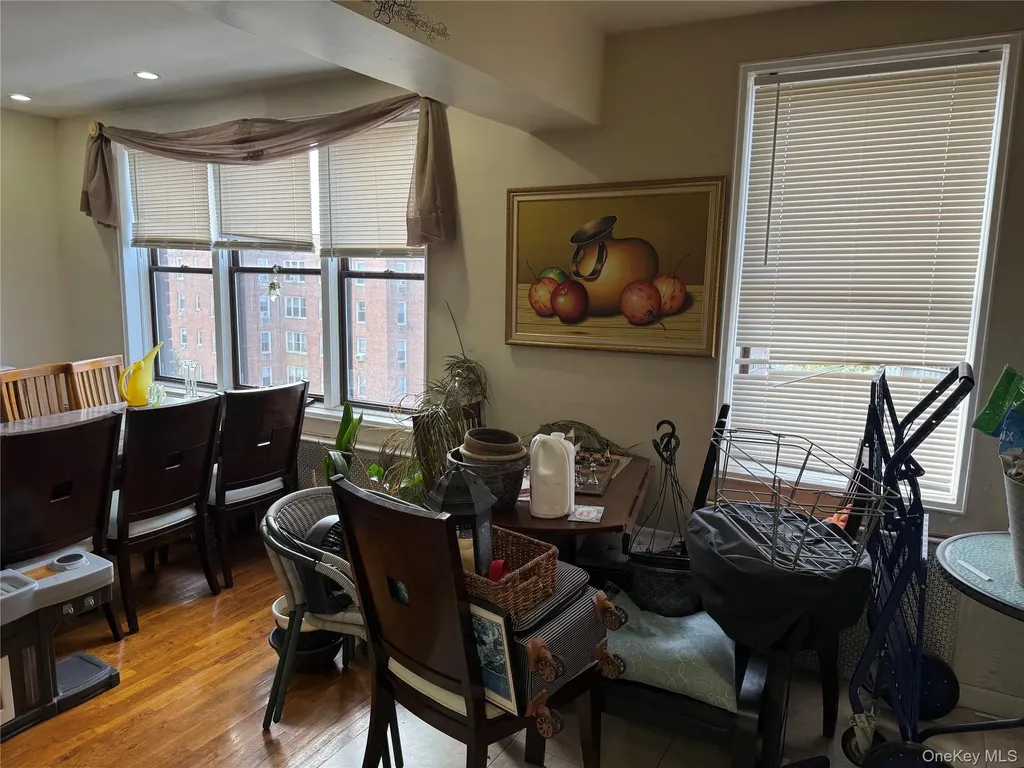 632 Warburton Avenue Yonkers NY 10701
