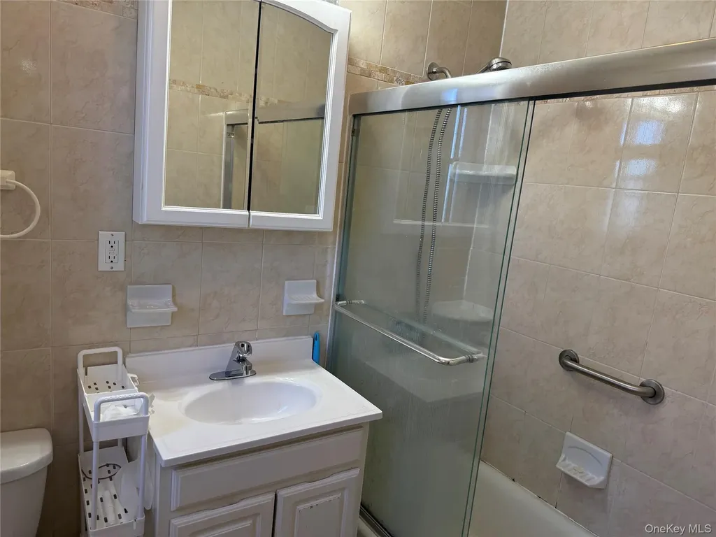 632 Warburton Avenue Yonkers NY 10701