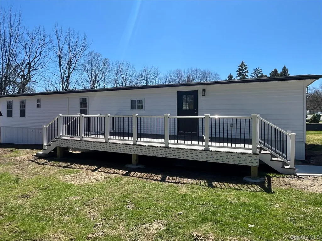 1 Walnut Park Lane Milton NY 12547