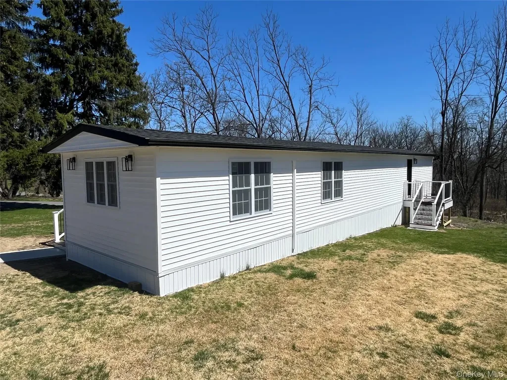 1 Walnut Park Lane Milton NY 12547