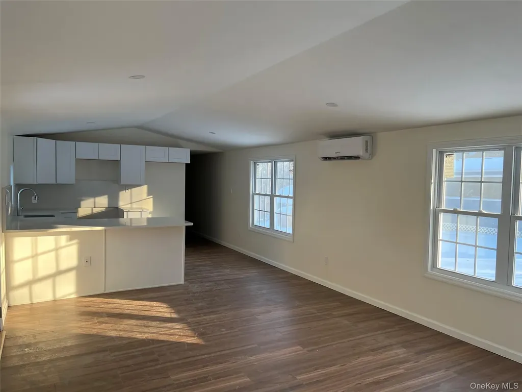 1 Walnut Park Lane Milton NY 12547