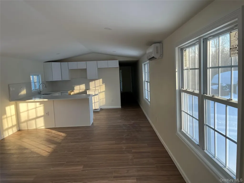 1 Walnut Park Lane Milton NY 12547