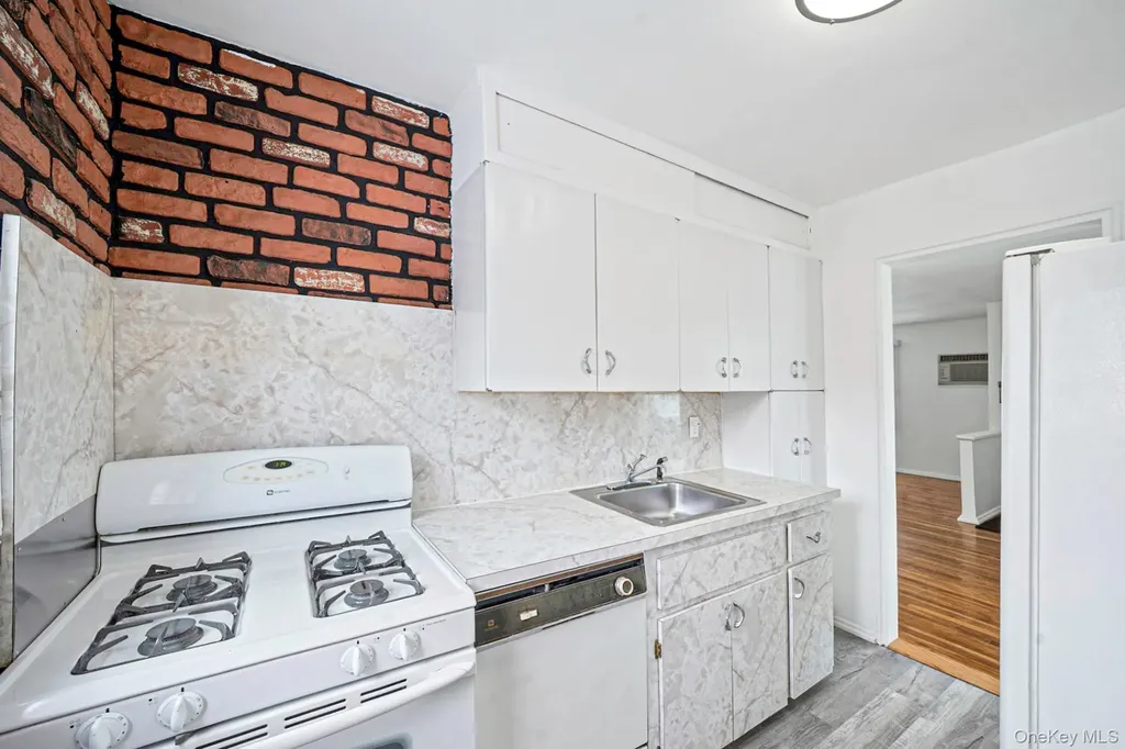 1346 Bell Boulevard Bayside NY 11360