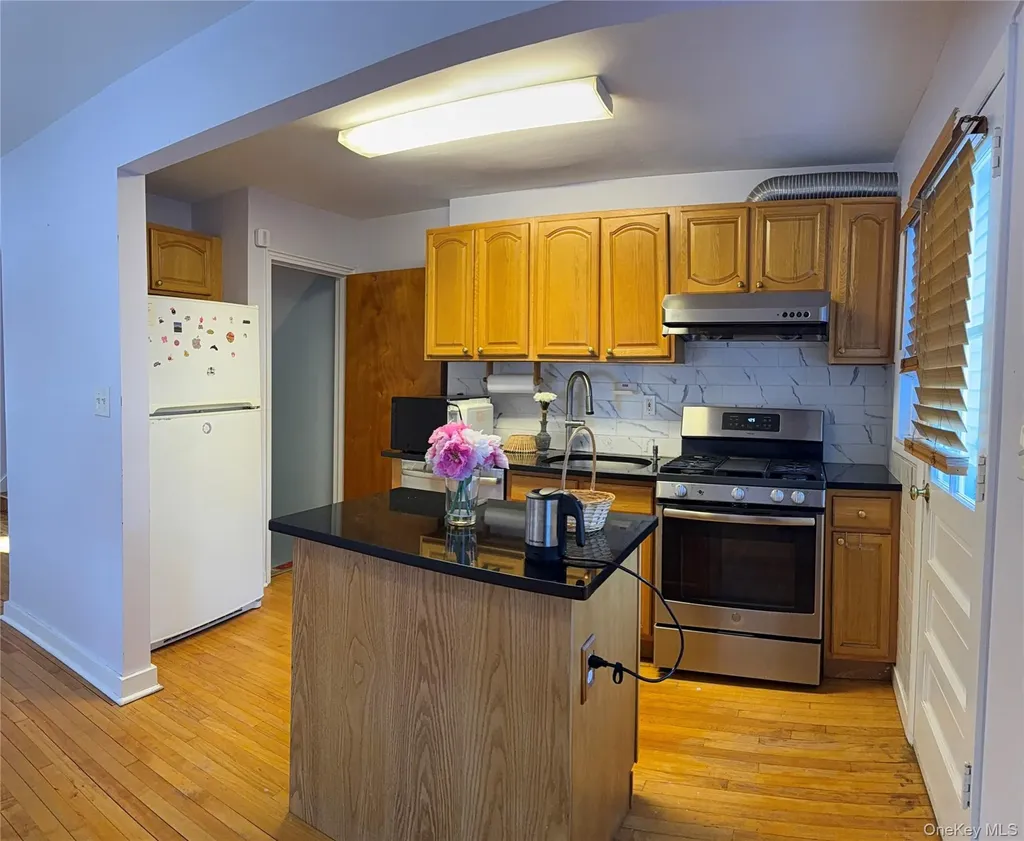 110-51 64th Road Forest Hills NY 11375