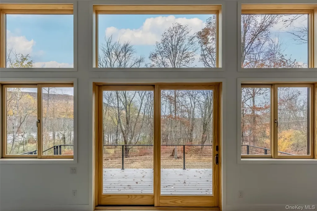 513 Myrtle Avenue Wallkill NY 12589