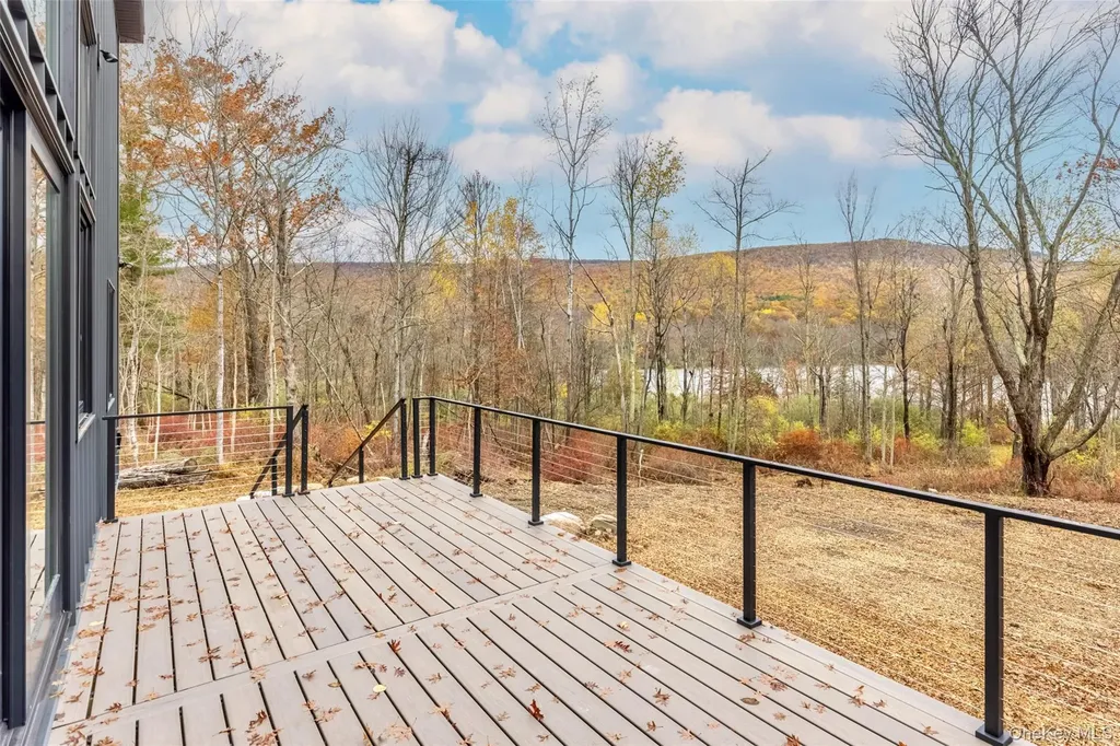 513 Myrtle Avenue Wallkill NY 12589