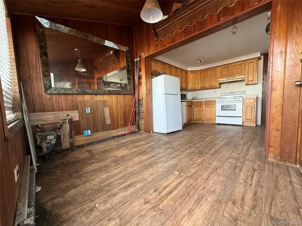 5 Bayview Avenue Howard Beach NY 11414