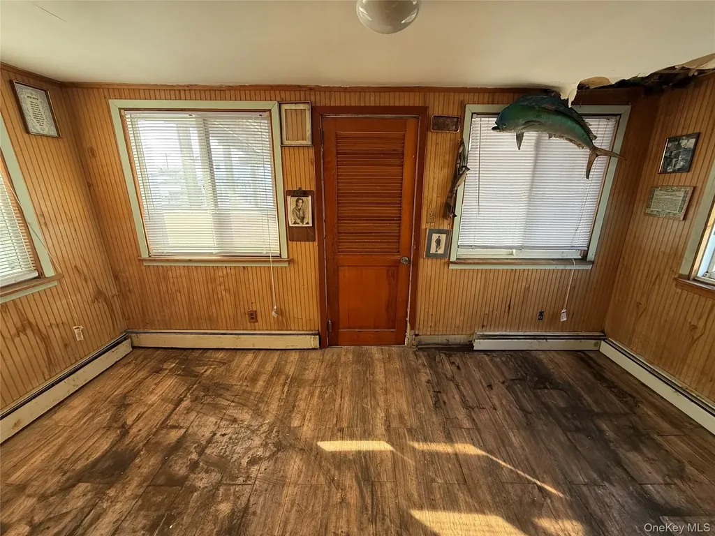 5 Bayview Avenue Howard Beach NY 11414