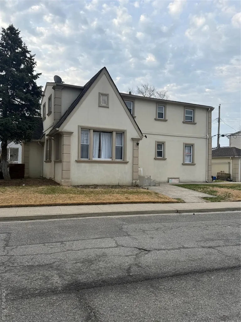 56 Beach Drive Merrick NY 11566