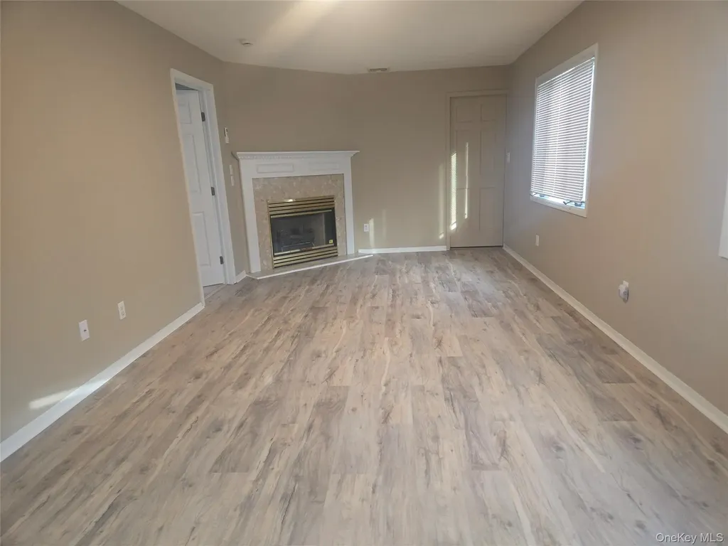 19 Cardinal Lane East Islip NY 11730