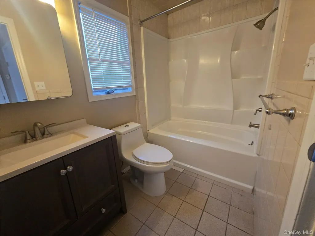 19 Cardinal Lane East Islip NY 11730