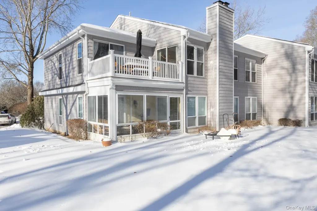 Manorville NY 11949