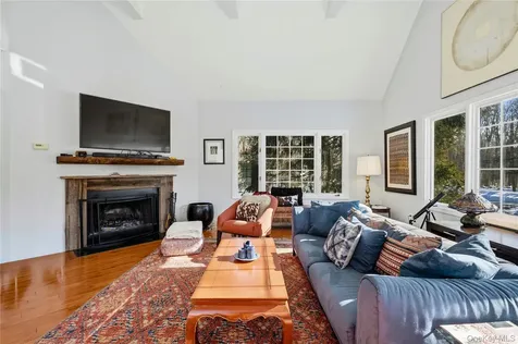 1 Canaan Circle South Salem NY 10590