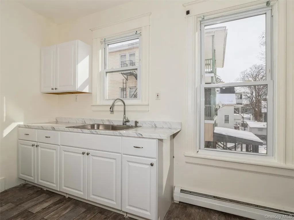 236 Mansion Street Poughkeepsie NY 12601
