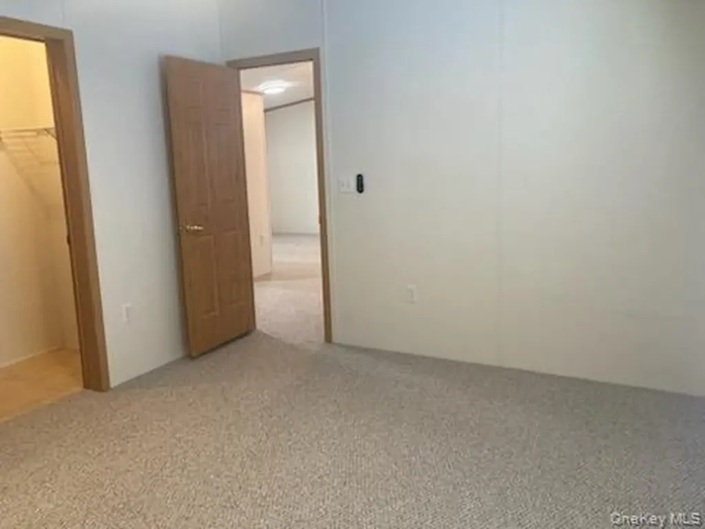 1661 Old Country Road Riverhead NY 11901
