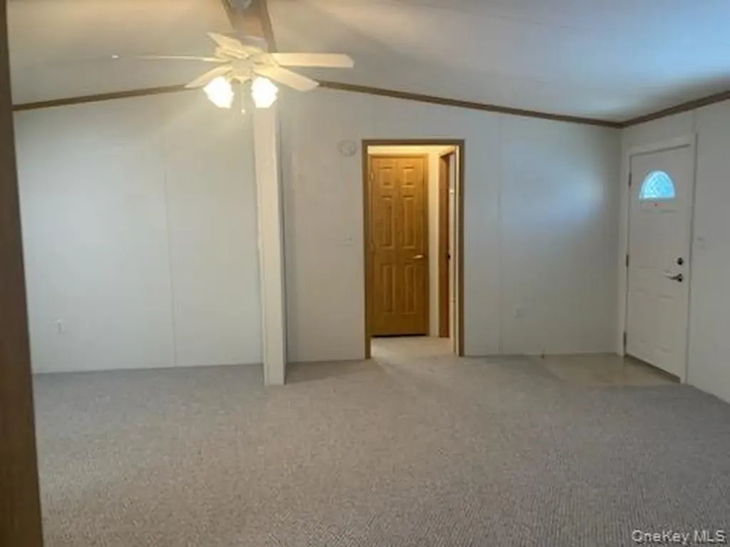 1661 Old Country Road Riverhead NY 11901