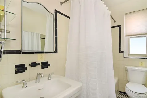 250 Bronxville Road Bronxville NY 10708