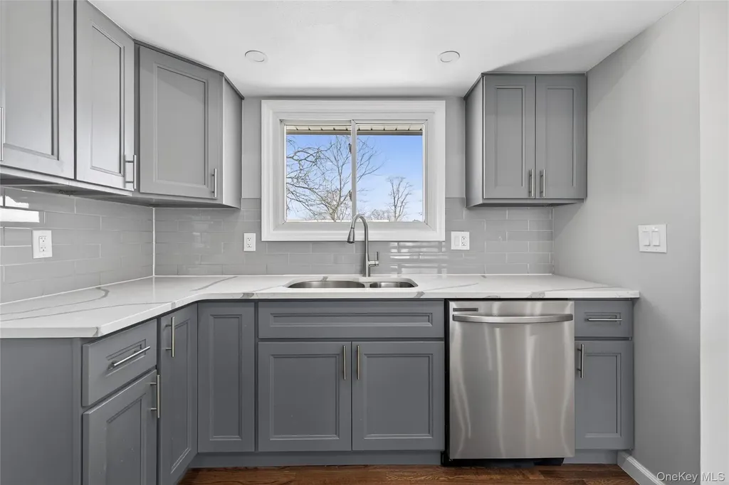 3103 Falcon Avenue Medford NY 11763