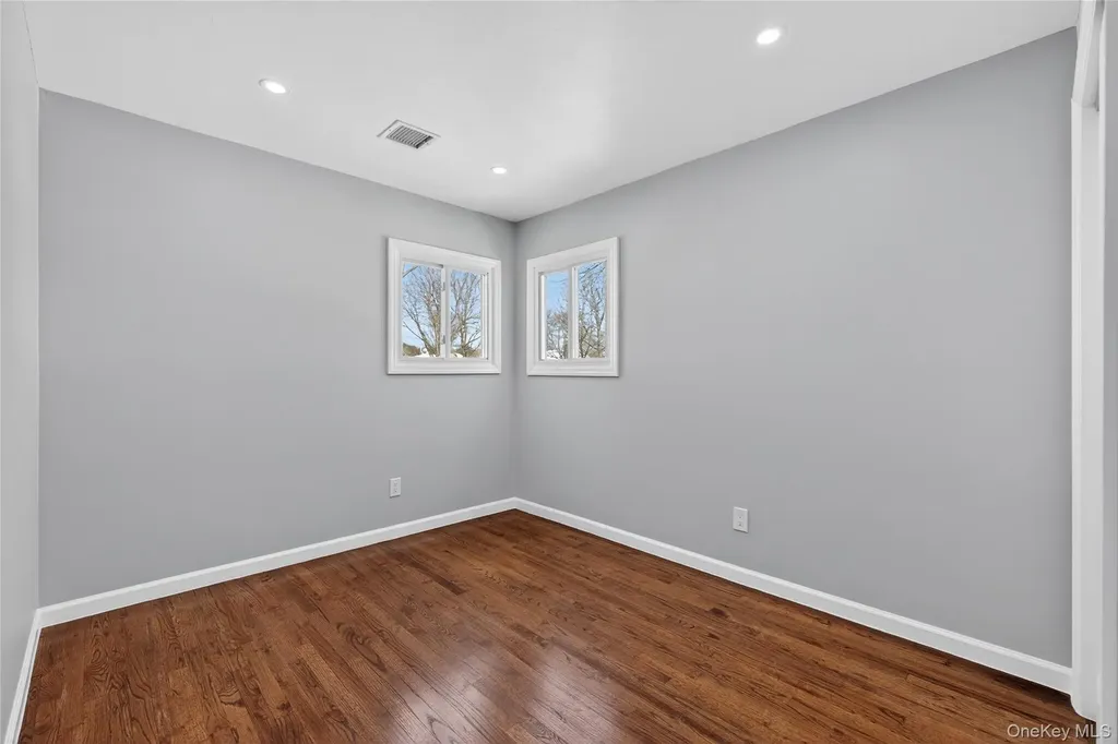 3103 Falcon Avenue Medford NY 11763