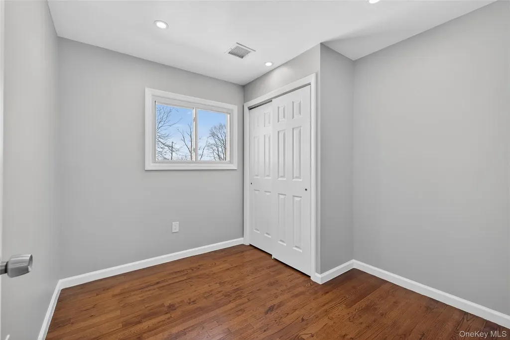 3103 Falcon Avenue Medford NY 11763