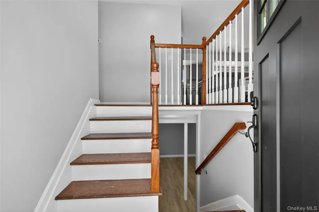 3103 Falcon Avenue Medford NY 11763