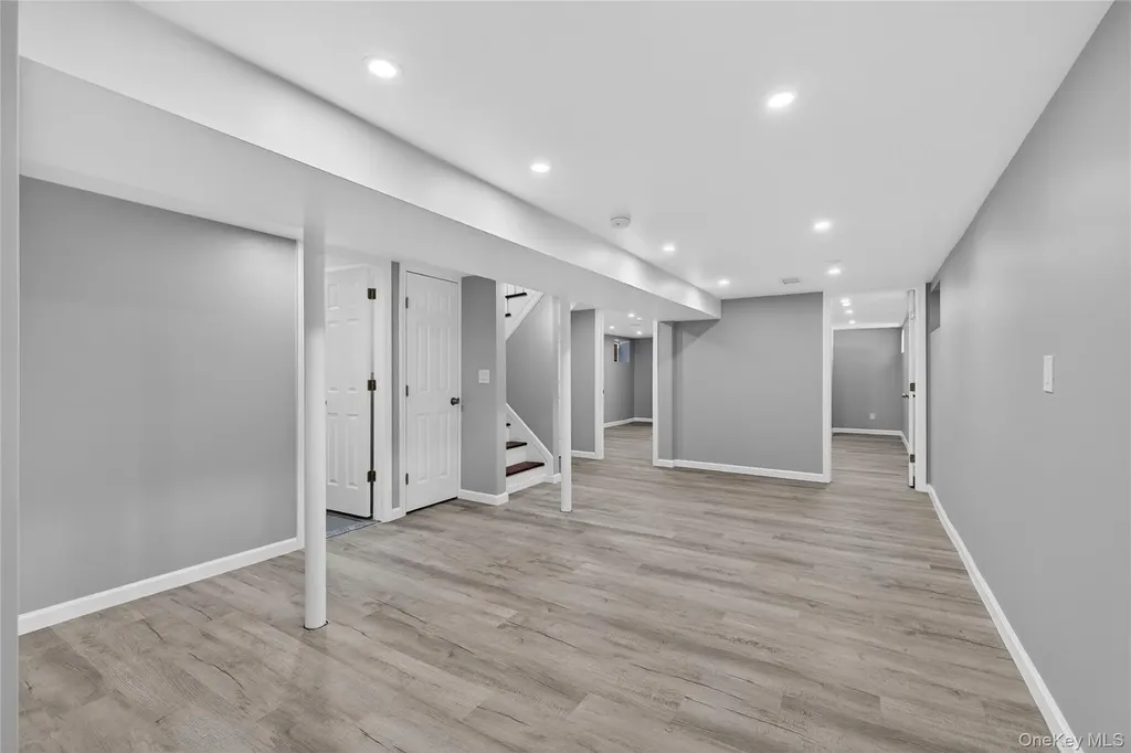 3103 Falcon Avenue Medford NY 11763