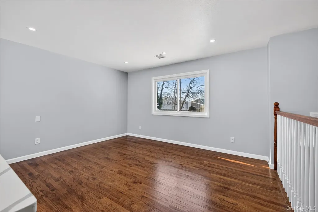 3103 Falcon Avenue Medford NY 11763