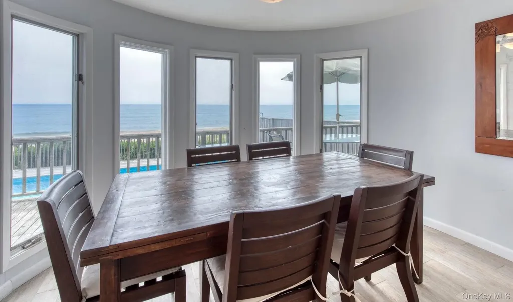 40 Dune Road Hampton Bays NY 11946