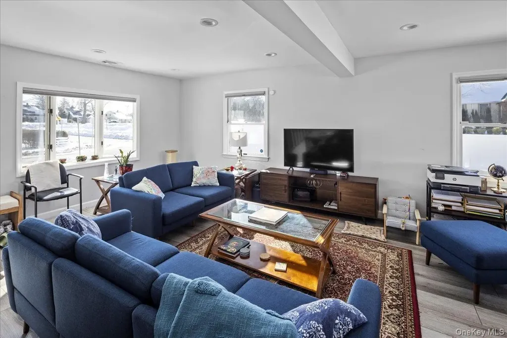 2 Violet Lane Levittown NY 11756