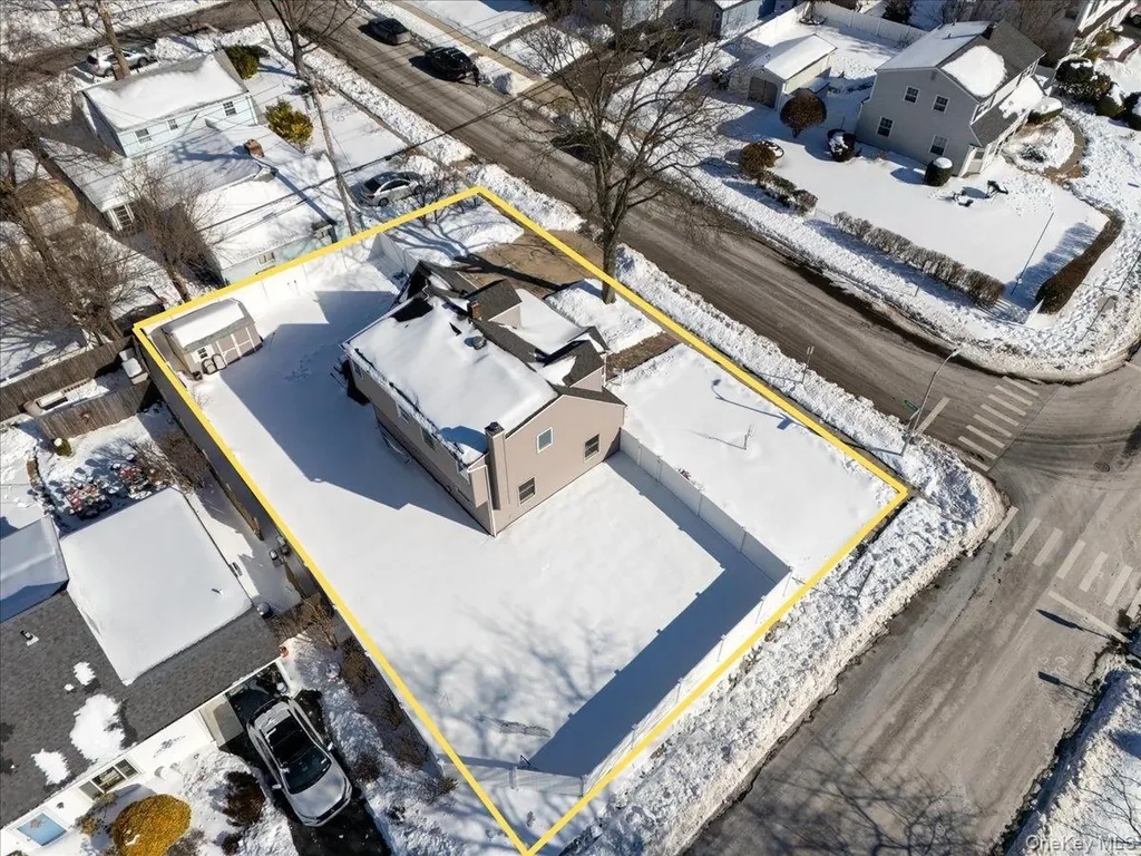 2 Violet Lane Levittown NY 11756